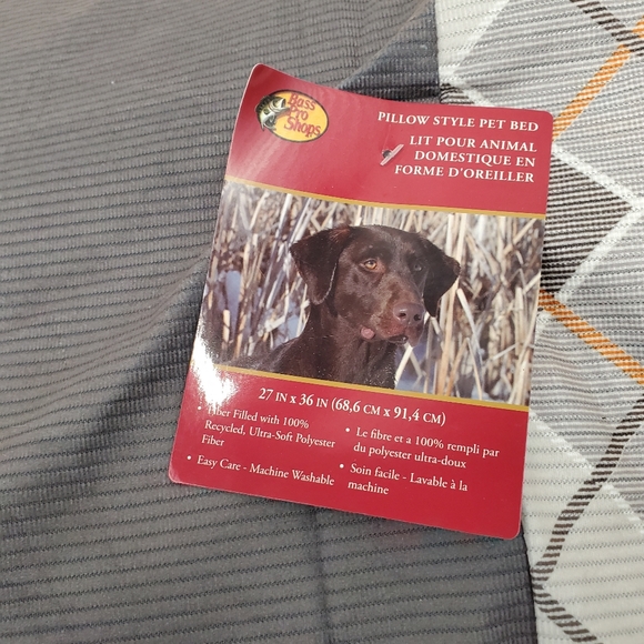 Bass Pro Shop Dog Bed Grey - Picture 3 of 3